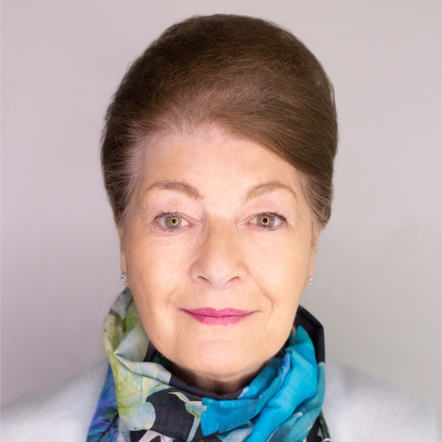 Jan Jan, Physiotherapist